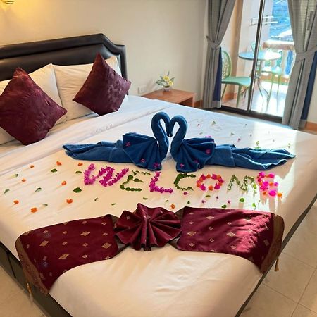 Aram Hotel Pantai Kata Bagian luar foto