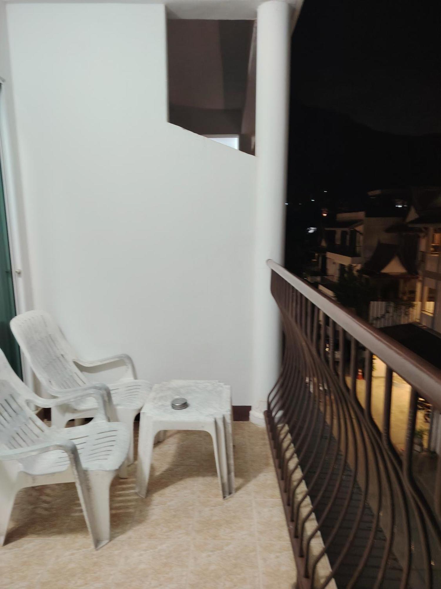 Aram Hotel Pantai Kata Bagian luar foto